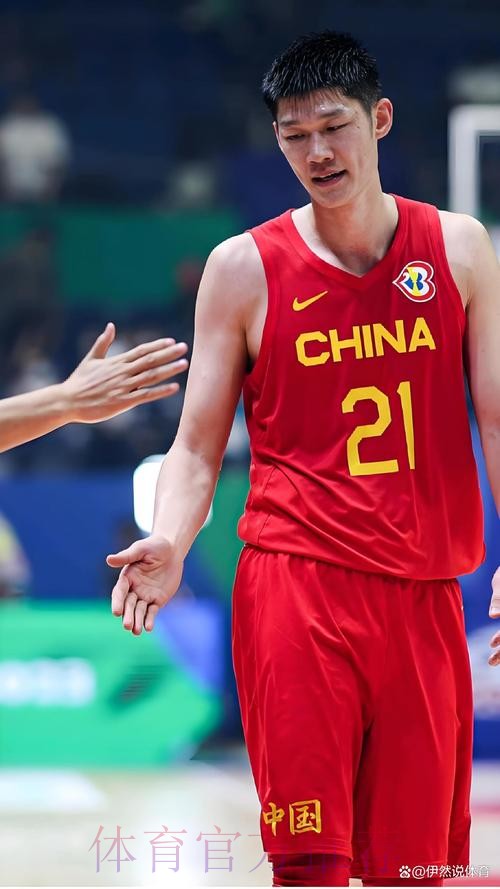 胡金秋全场出战14分钟,5中4得到9分2板1助攻 胡金秋全场出战14分钟,5中4得到9分2板1助攻